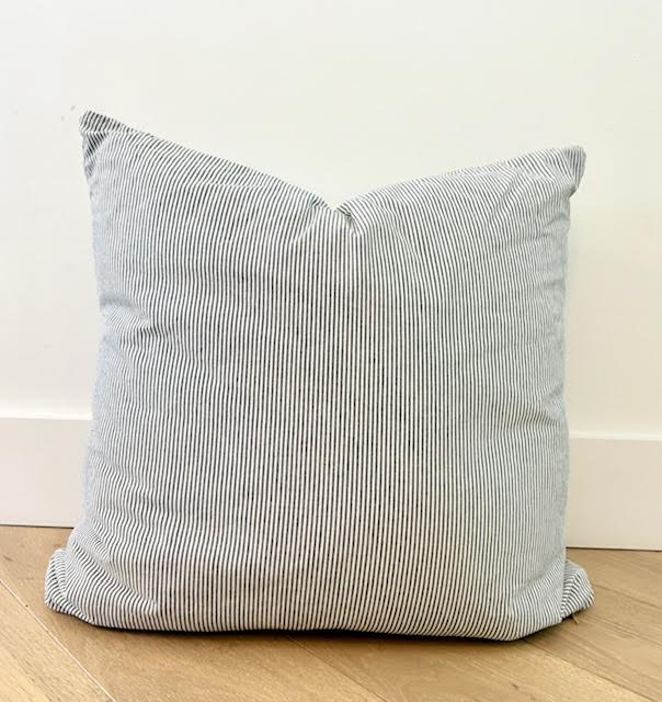 22"x22" Custom Pillows