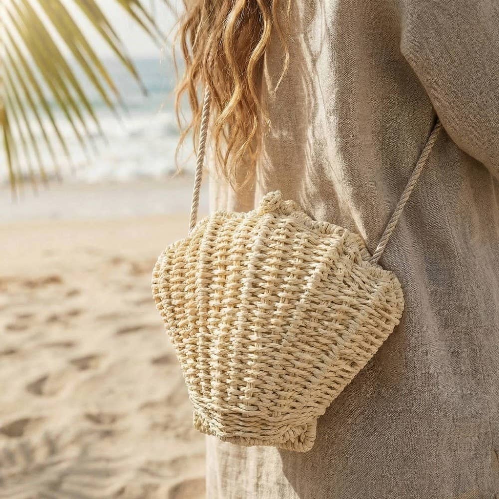 Straw Braided Seashell Bag: KA